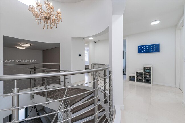 Building Photo - 5978 Alton Rd