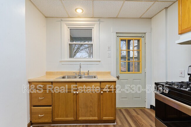 Building Photo - 1406 Hamilton St