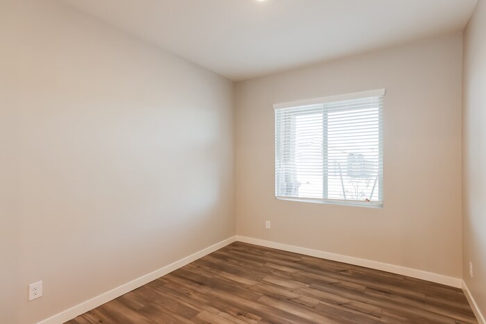 Building Photo - 11455 W Camden Dr