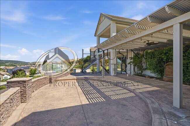 Building Photo - Executive Gated Rental with Stunning Views & Solar!