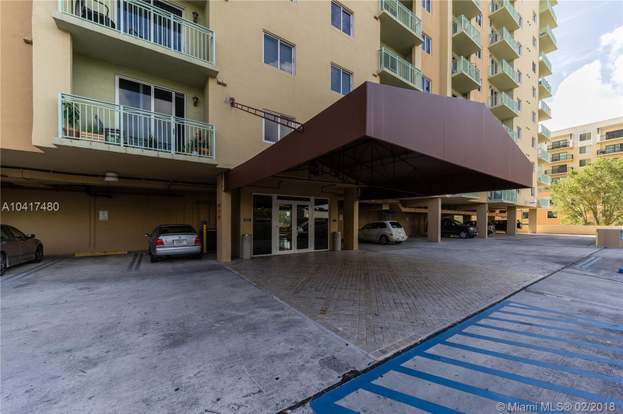 Building Photo - 3500 Coral Wy