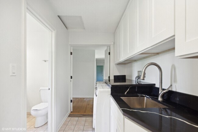 Building Photo - 2897 87th St