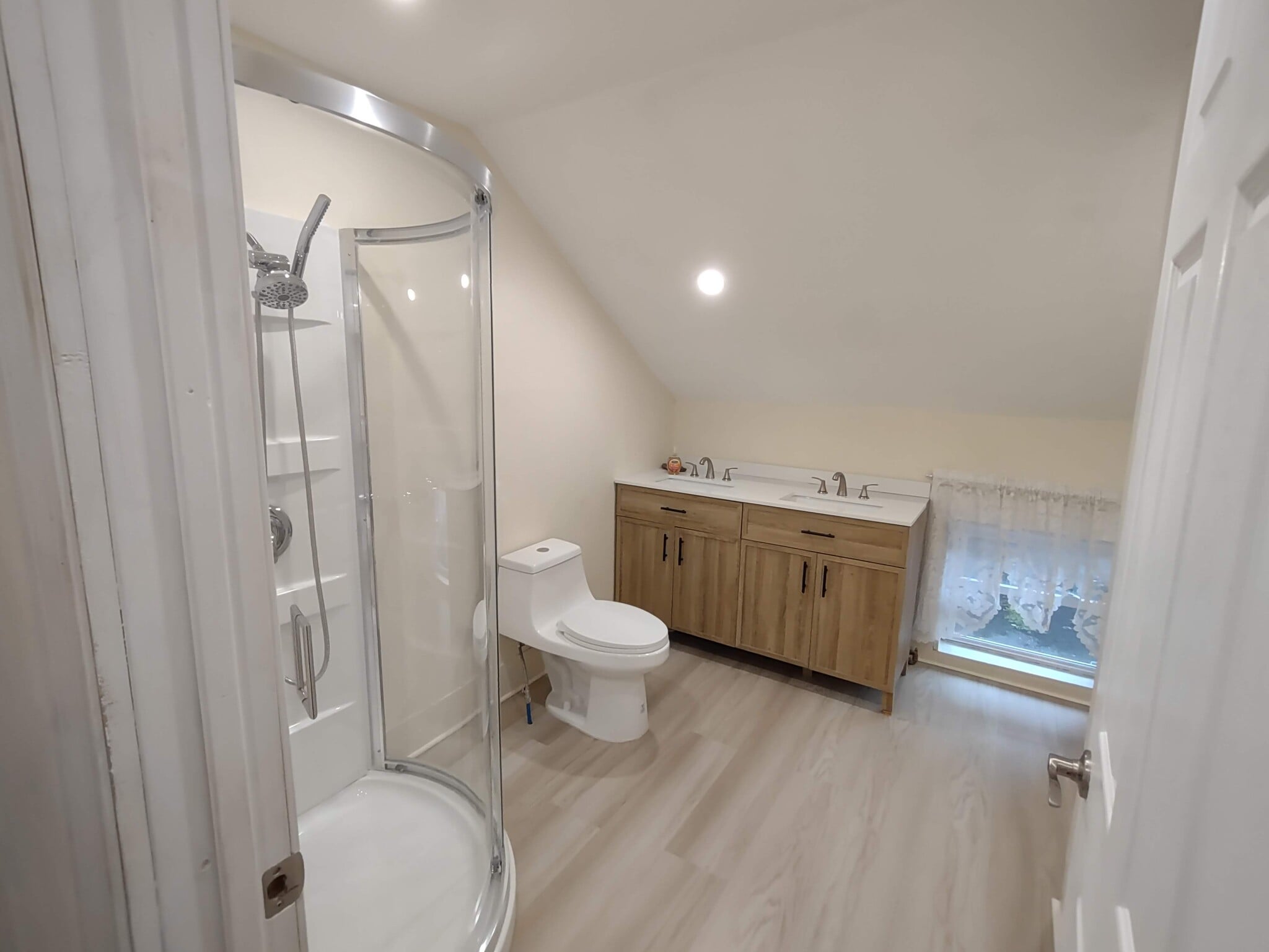 2nd floor bathroom - 273 Main St