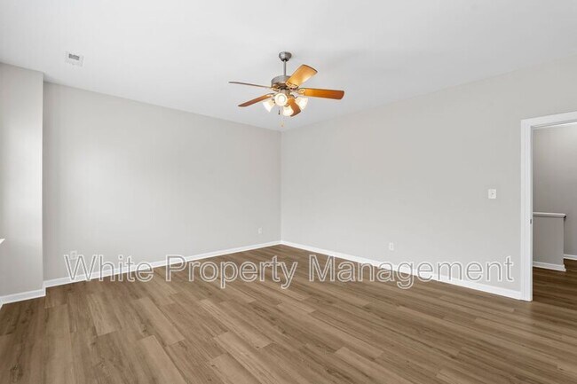 Building Photo - 11012 Southfield Dr