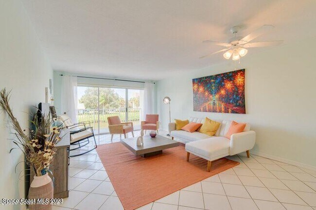 Building Photo - 6124 S River Run Dr