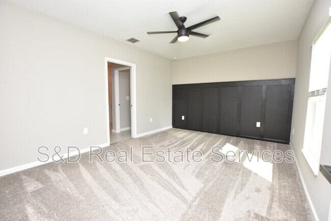 Building Photo - 427 Cool Summer Ln