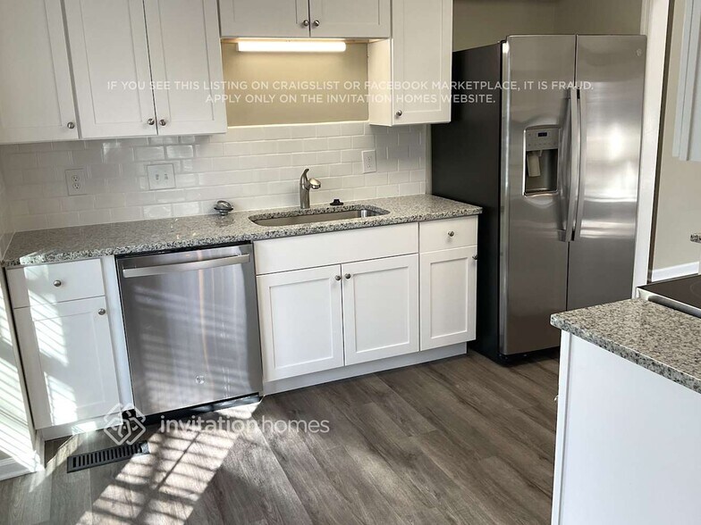 Building Photo - 1148 Dawnwood Dr