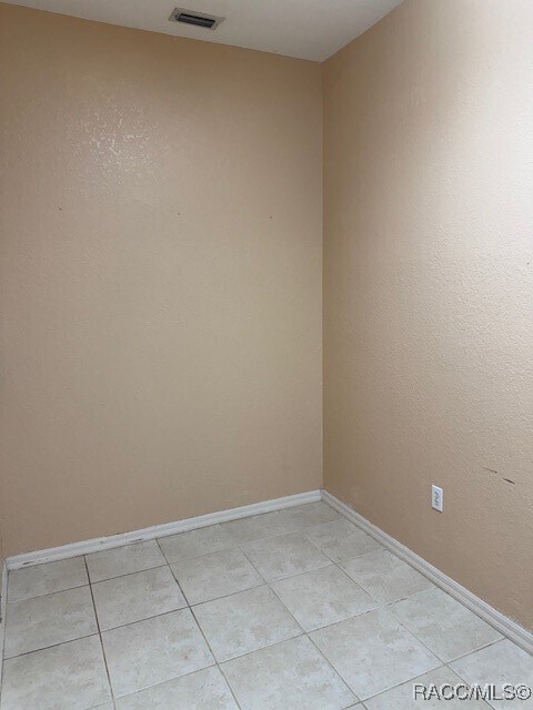 Building Photo - 8013 SW 134 Loop