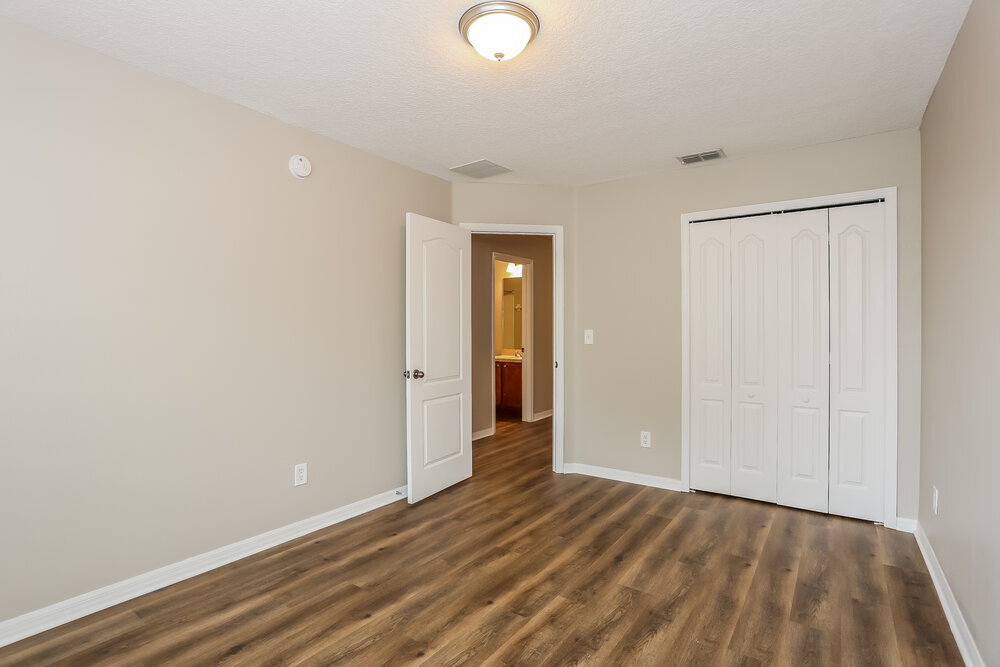 Building Photo - 3740 Briar Ln