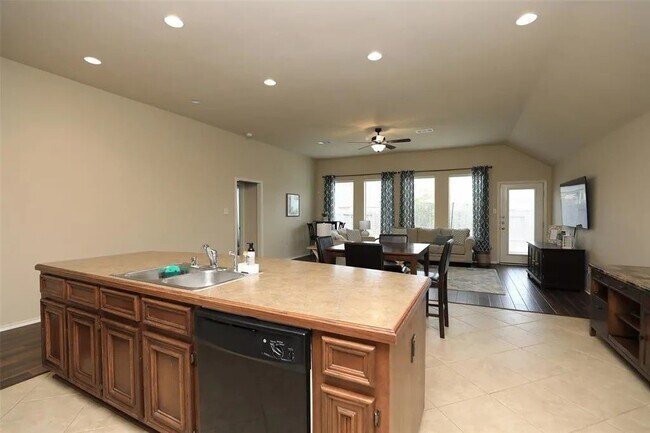 Building Photo - 13414 Barons Lake Ln