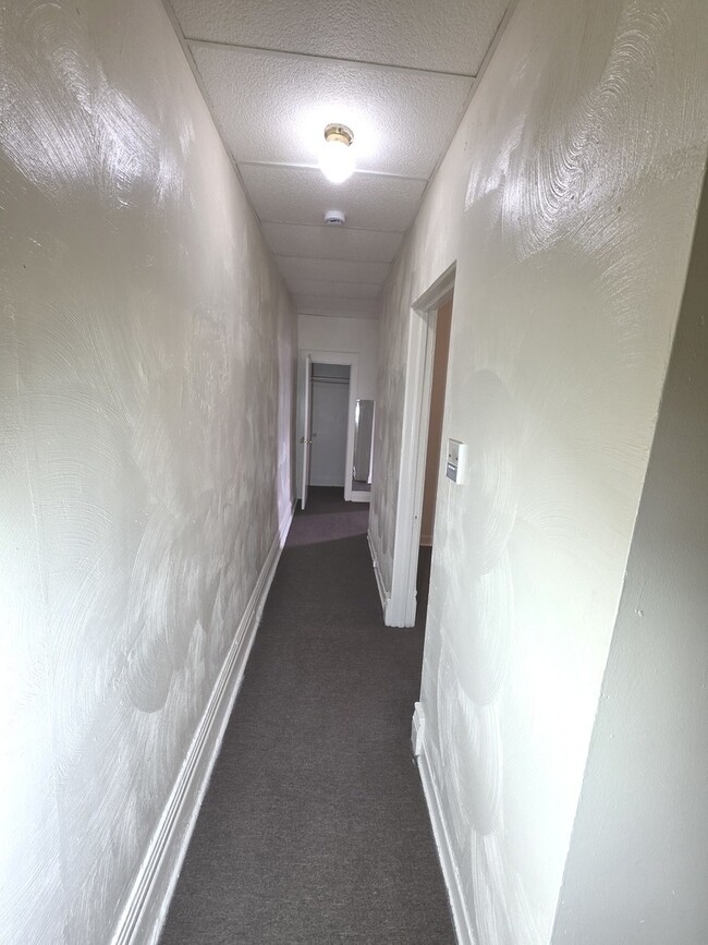 Building Photo - 6529 S Kimbark Ave