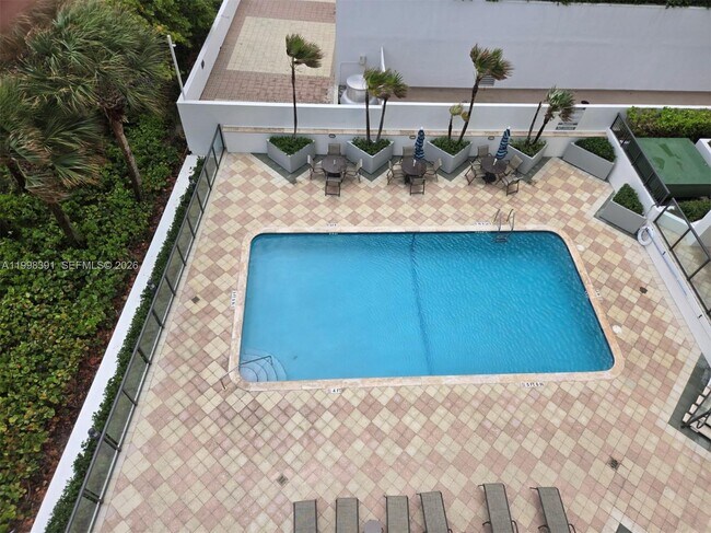 Building Photo - 3550 Galt Ocean Dr