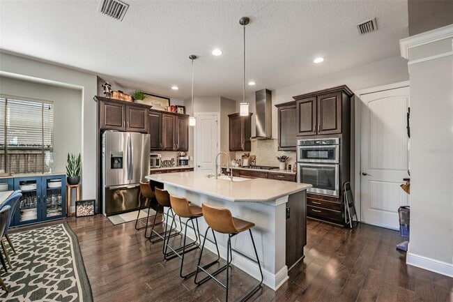 Building Photo - 3007 W Palmira Ave