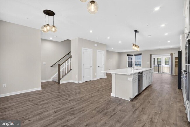 Building Photo - 4053 Legato Rd