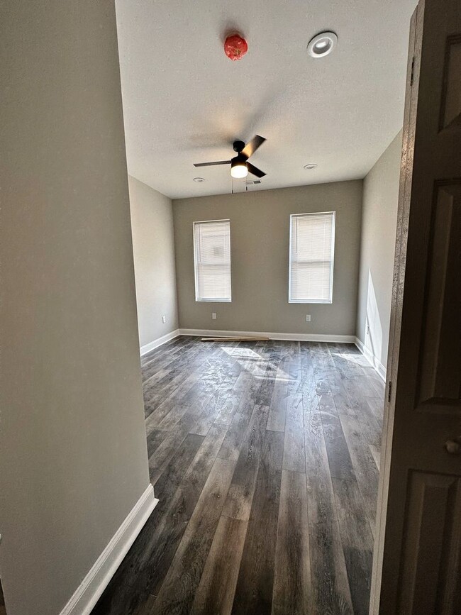 Building Photo - EAST BALTIMORE RENOVATED TOWNHOME CLOSE TO...