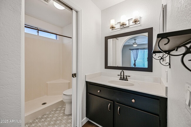Building Photo - 3334 W Monona Dr