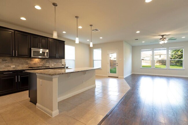 Building Photo - 3504 De Torres Cir