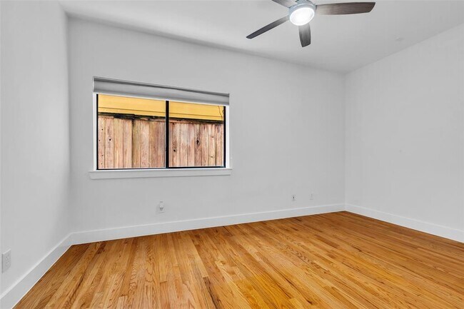 Building Photo - 4509B Eigel St