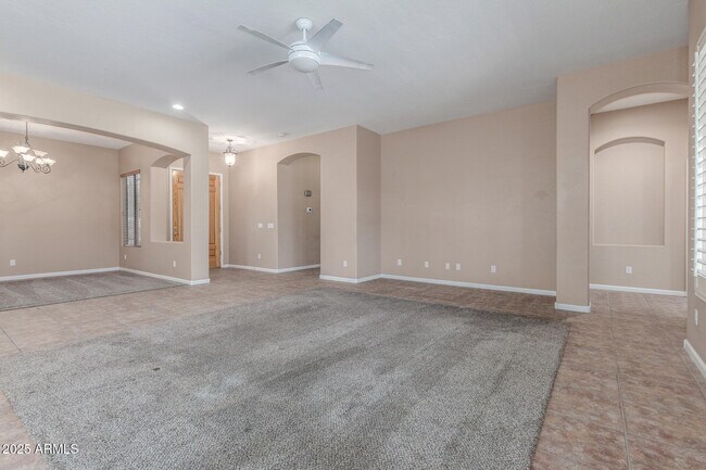 Building Photo - 3519 E Bridgeport Pkwy