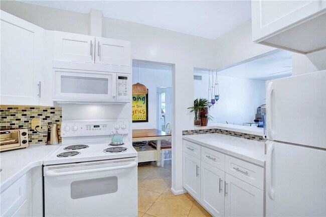 Building Photo - 5700 NE 22nd Way