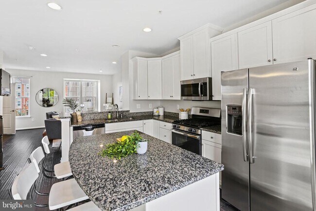 Building Photo - 7610 Golden Slumber Ln