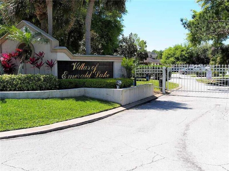 Primary Photo - 2609 Emerald Lake Ct