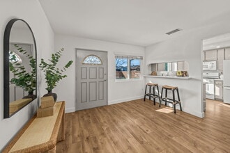 Building Photo - 4741 Choctaw Dr