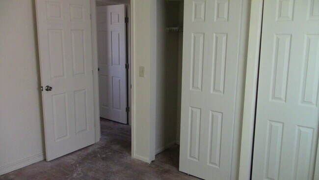 Building Photo - 3089 Hatfield Ct