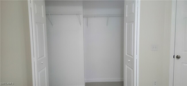 Building Photo - 1317 Nelson Rd N