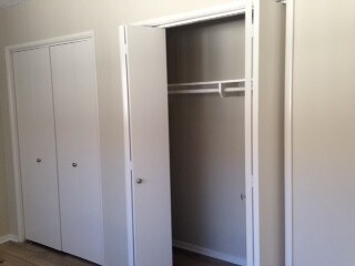 Bdrm double closets - 3430 W 170th St
