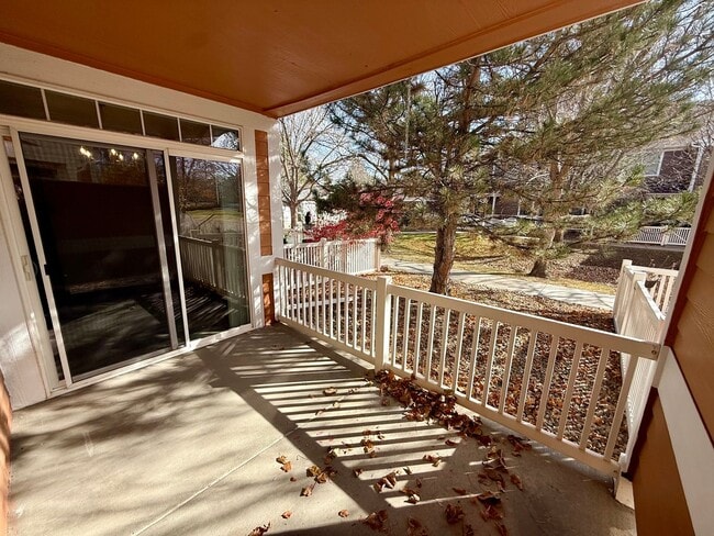 Building Photo - Beautiful,  2 Bed/2 Bath Condo in High Plains Village