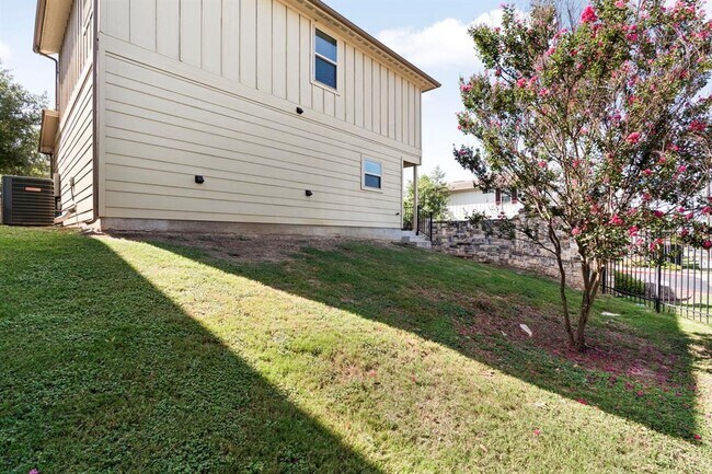 Building Photo - 5436 Juniper Jct Ln