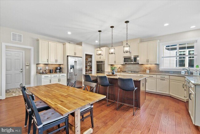 Building Photo - 15716 Rachel Pl