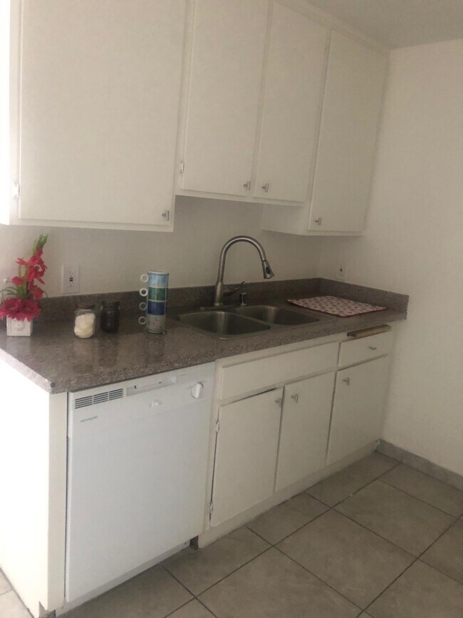 Building Photo - 13988-14000 Foothill Blvd