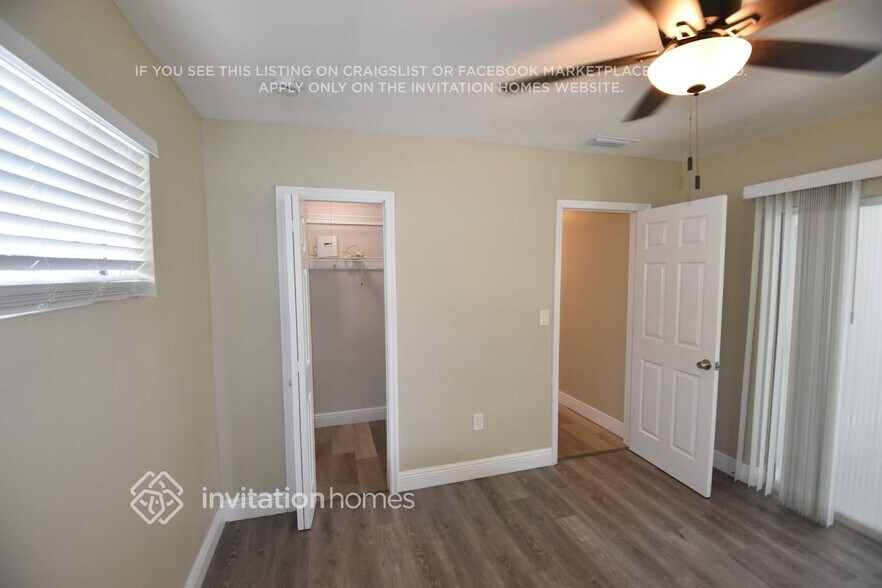 Building Photo - 2925 NW 69th Ave