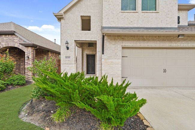 Building Photo - 6018 Bristol Spur Ln