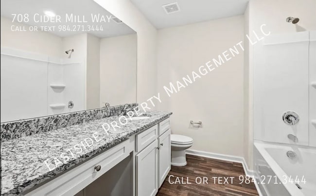 Building Photo - 708 Cider Ml Wy