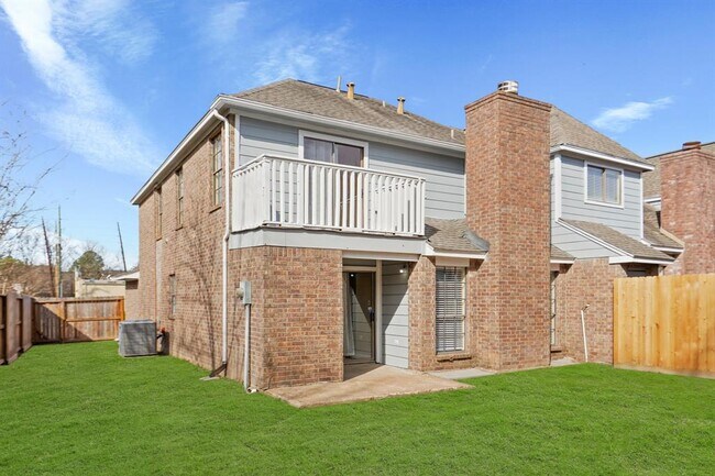 Building Photo - 8410 Bending Pecan Ct