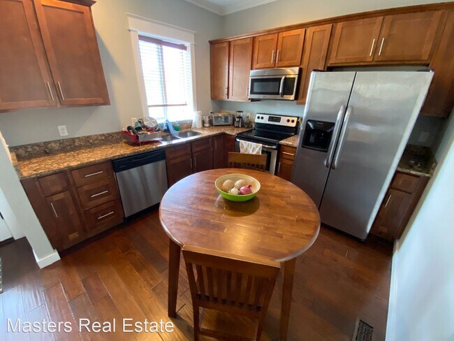Building Photo - 2 br, 2 bath House - 624 W 2nd Ave