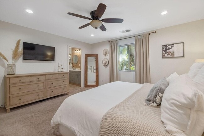 Building Photo - Updated 3BR Home with Pool, RV Parking & Solar in Shannon Ranch