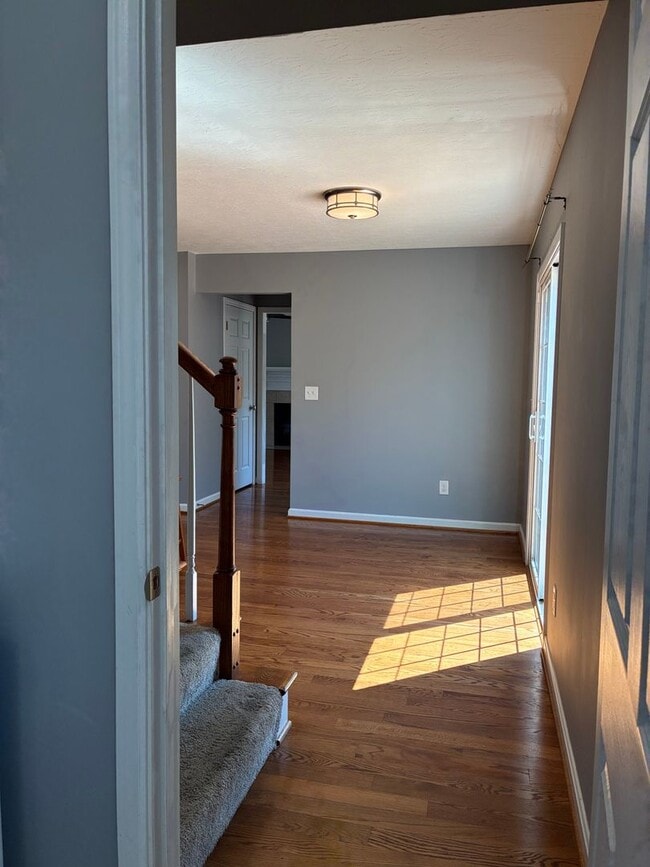 Building Photo - **ELIZABETHTOWN INDEPENDENT SCHOOL DISTRICT**