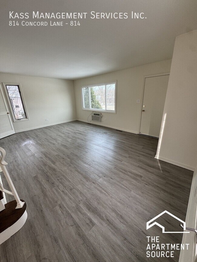 Building Photo - 814 Concord Ln