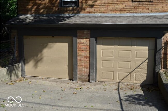 Building Photo - 1302 Shannon Ave