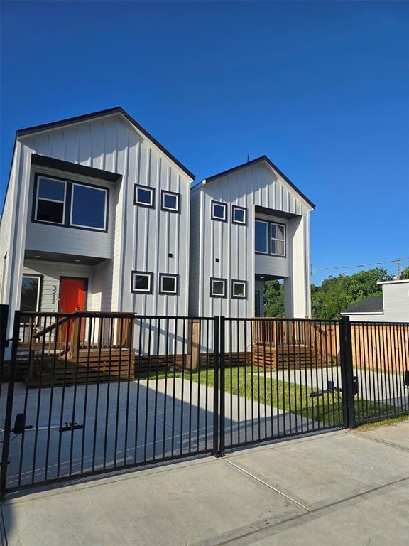 Building Photo - 3210 Retta St