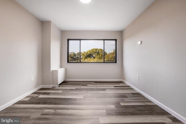 Building Photo - 8830 Piney Branch Rd