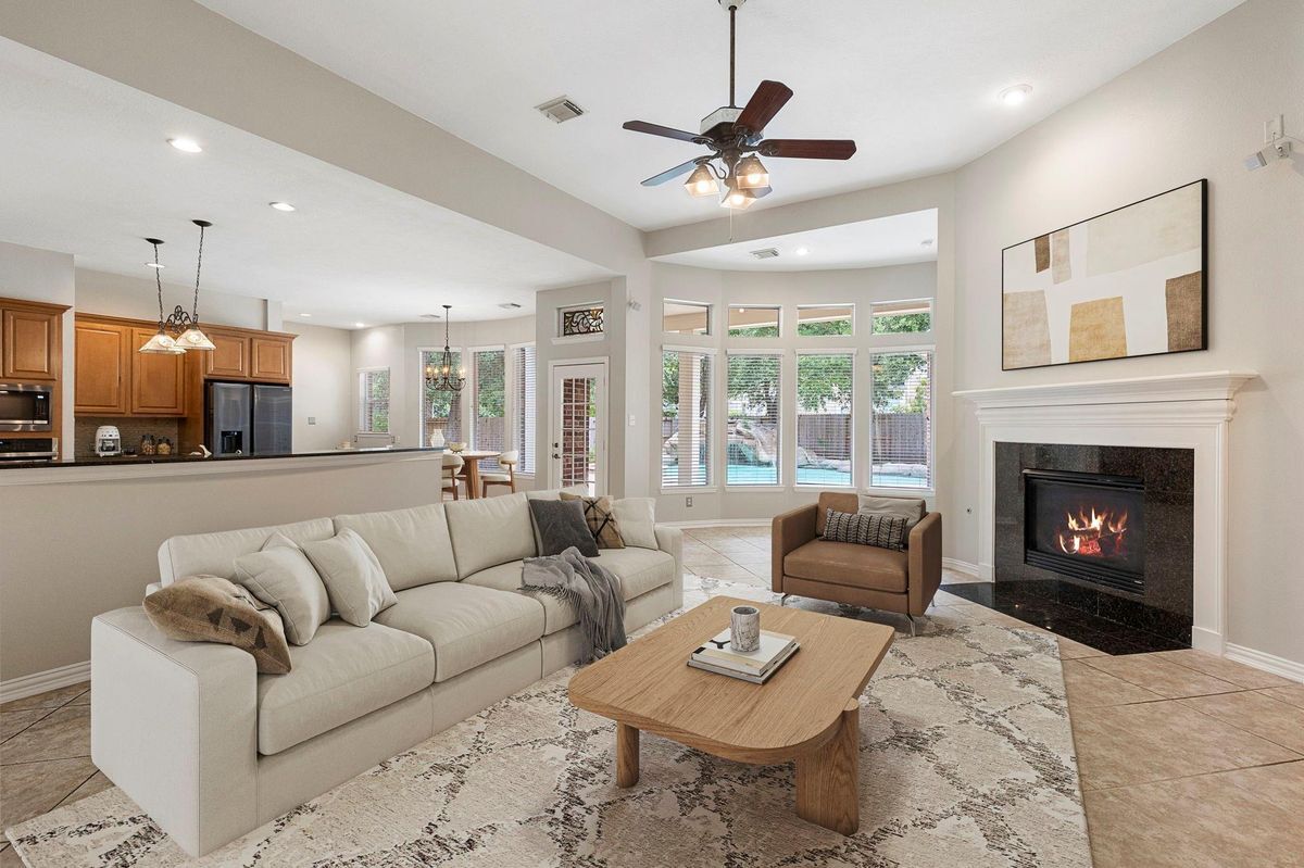 Building Photo - 6 Hithervale Ct