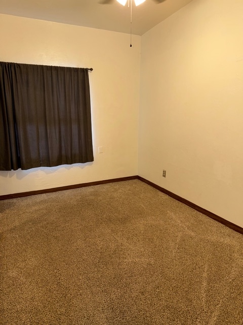 Building Photo - 9076 Walker Ct