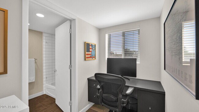 Building Photo - 7601 E 2nd St