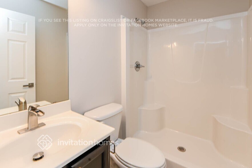 Building Photo - 2932 Ireton Pl