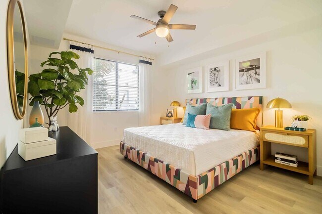 Building Photo - 2985 SW 122nd Ave